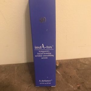 Make up primer Insta-tox